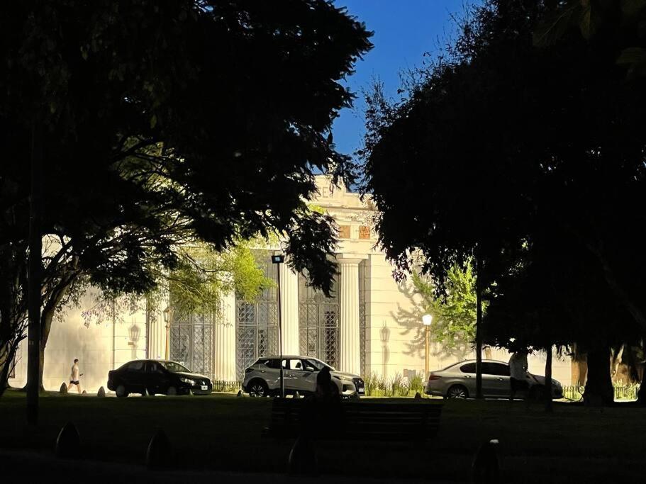 Recoleta, Departamento Entero 2 Dormitorios,บัวโนสไอเรส ภายนอก รูปภาพ