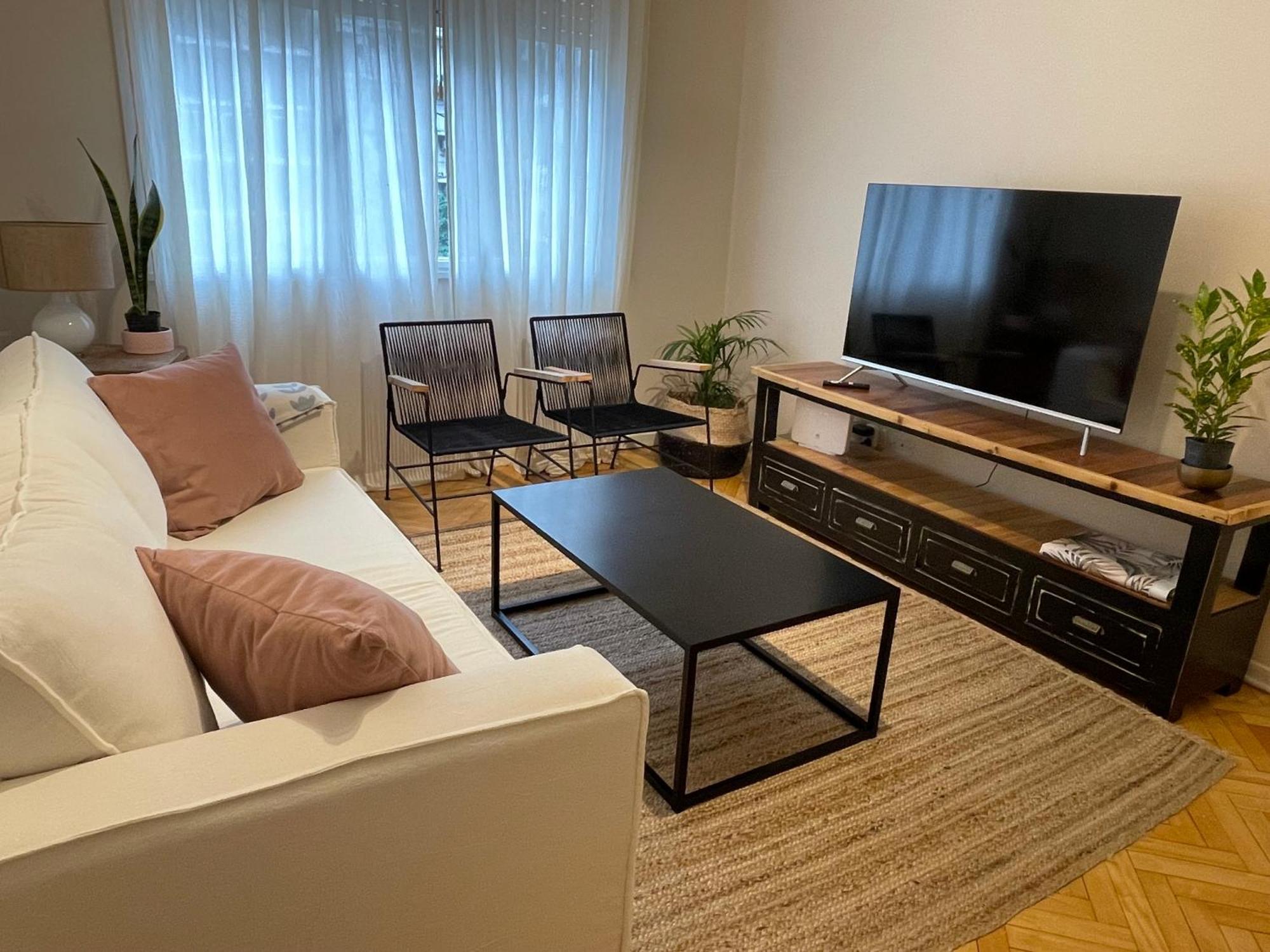 Recoleta, Departamento Entero 2 Dormitorios,บัวโนสไอเรส ภายนอก รูปภาพ