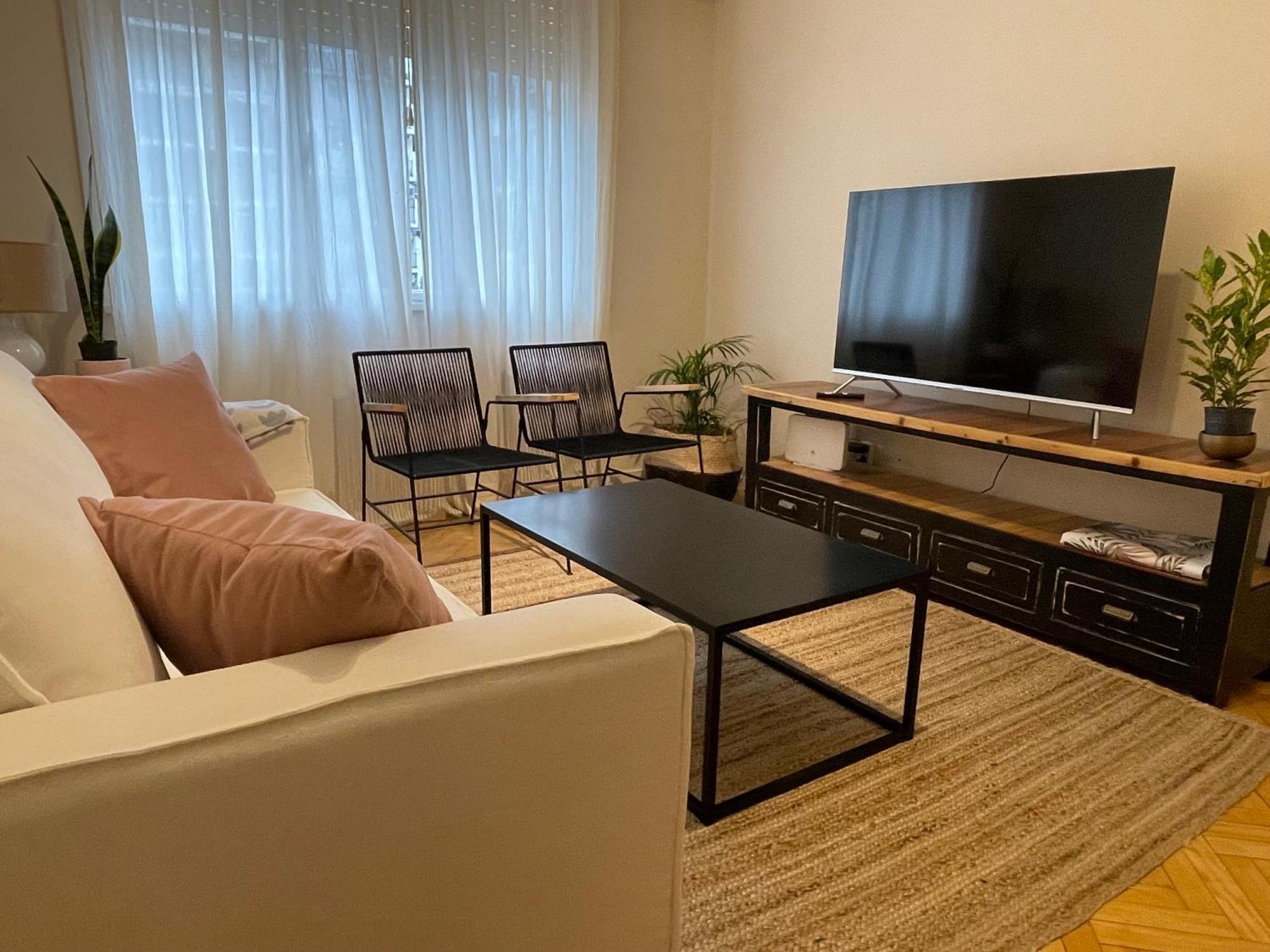 Recoleta, Departamento Entero 2 Dormitorios,บัวโนสไอเรส ภายนอก รูปภาพ